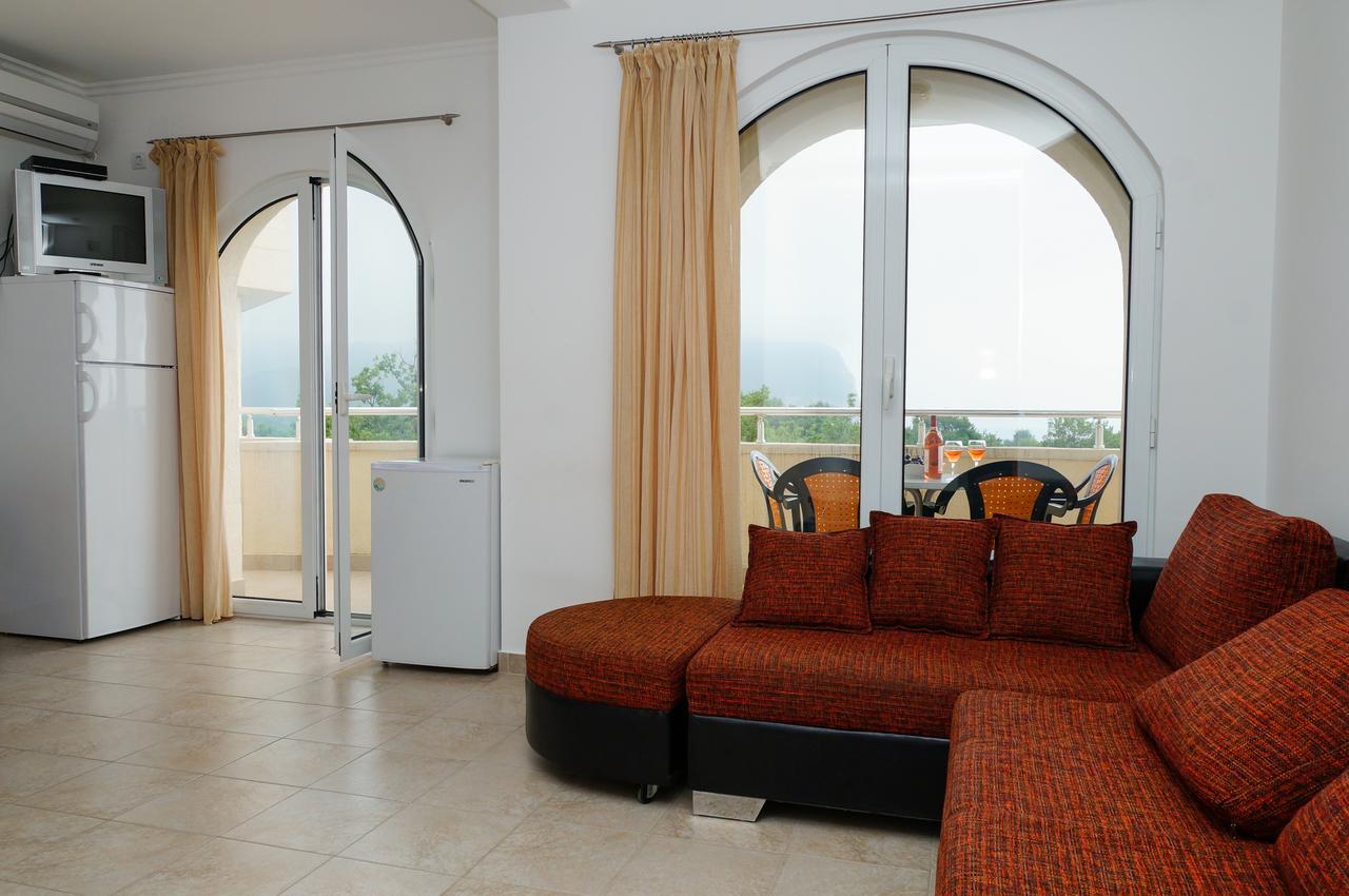 Apart Hotel Forte Roses Montenegro Ko Buljarica Petrovac Kültér fotó